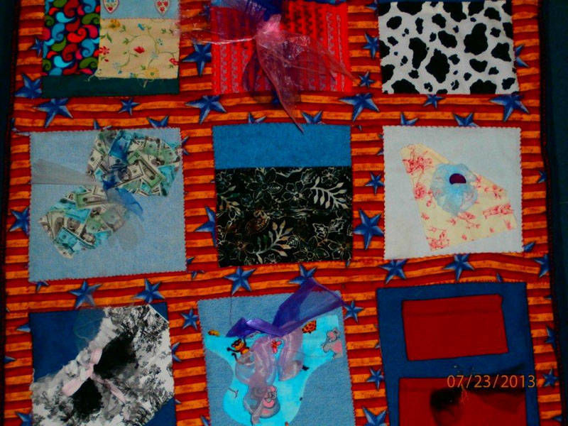 823  Whimsical Jean utility quilt 
