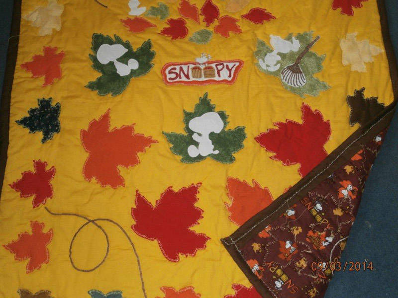 #883  Snoopy with Fall Leaves